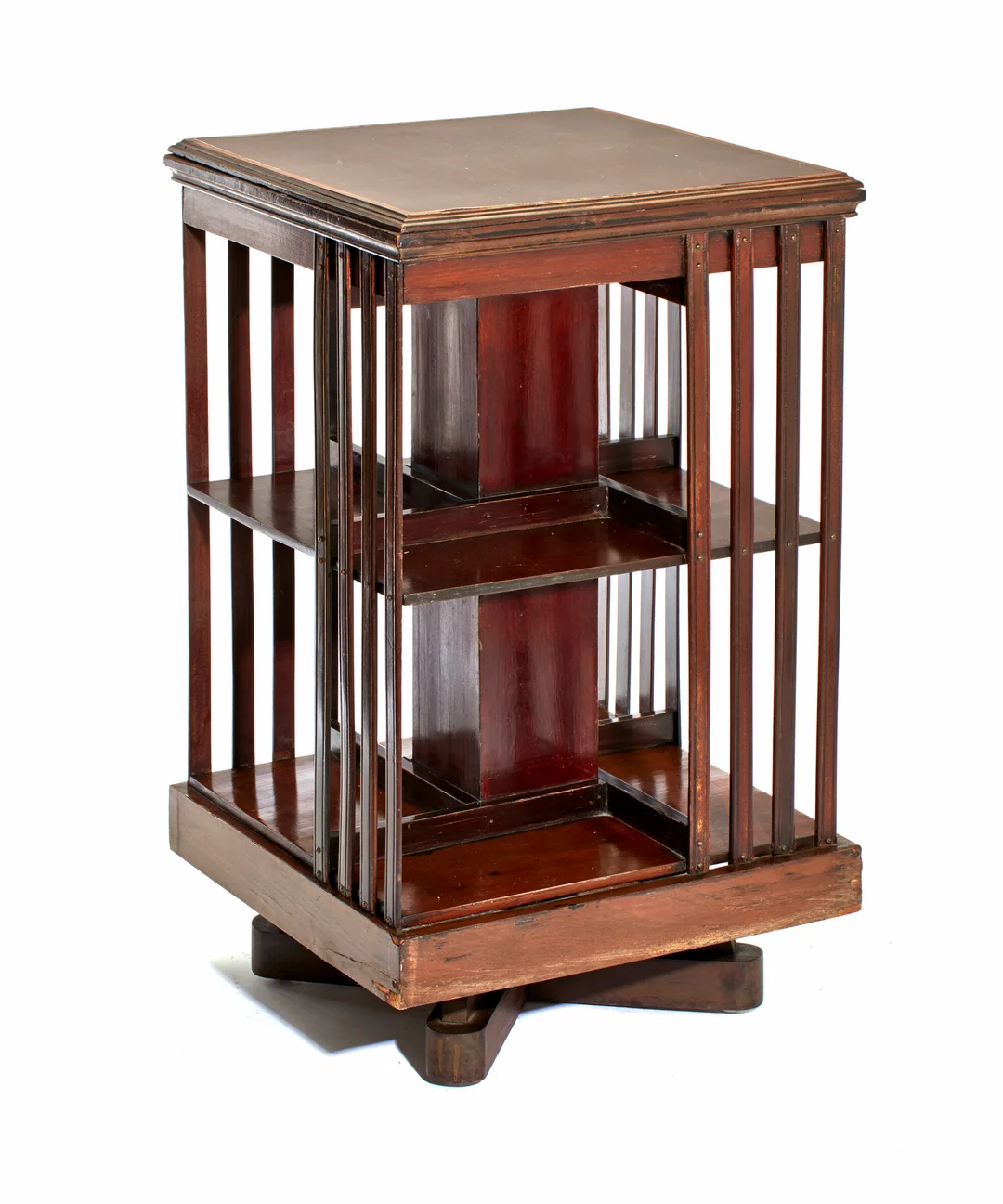 "Revolving bookcase" — "Revolving bookcase" — Gjenstand/Antikviteter og eldre møbler — Blomqvist