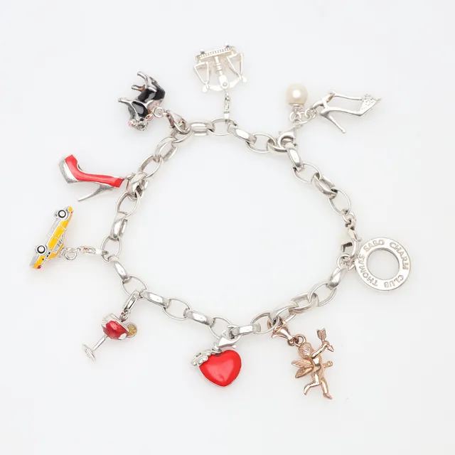 THOMAS SABO. ARMBAND," charm klubb" 8 med berlocker silver, bruttovikt ca 40 gram.