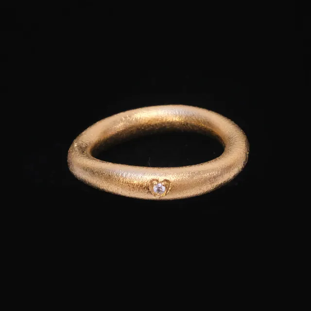 CHARLOTTE LYNGGAARD. RING, "LOVE 4", OLE LYNGGAARD.