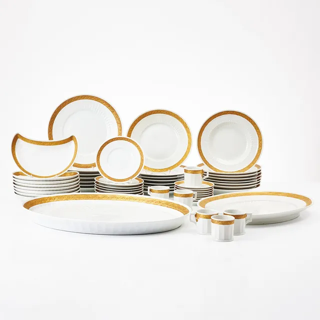 ARNOLD KROGH. "Guld Vifte / Viftestel", kaffe- och matservis, 47 delar, Royal Copenhagen, Danmark.