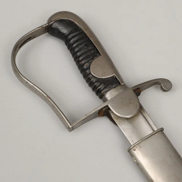 SABEL, svensk, m/1831, för manskap vid artilleriet, med stålbalja.