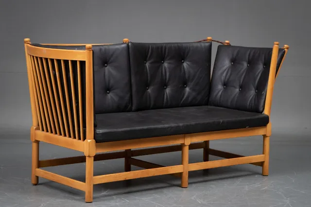 Børge Mogensen. Spoke-back sofa, model 1789