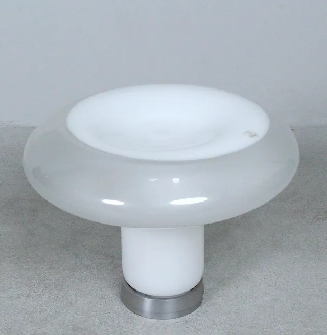 ANGELO MANGIAROTTI. Artemide. Tischleuchte aus Murano-Glas, Modell 'Lesbo', Italien, 1967.