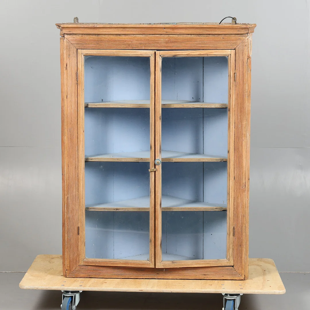 A 20TH CENTURY PINE & GLAZED CORNER CUPBOARD. — Cupboards, Cabinets & Shelves — Bishop & Miller