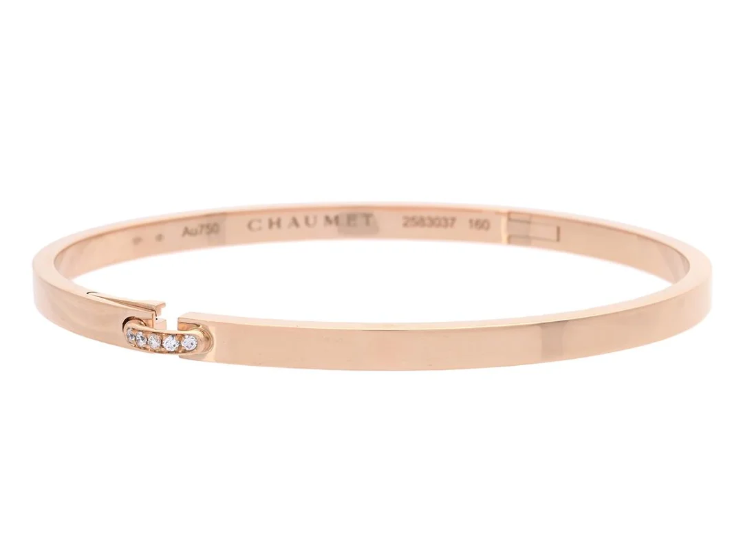 CHAUMET, armband, Liens Évidence, 18K roséguld, briljantslipade diamanter 0,05 ctv, serienr 2583037, stl 16, vikt 18,1 g. — Smycken/Armring — Kaplans