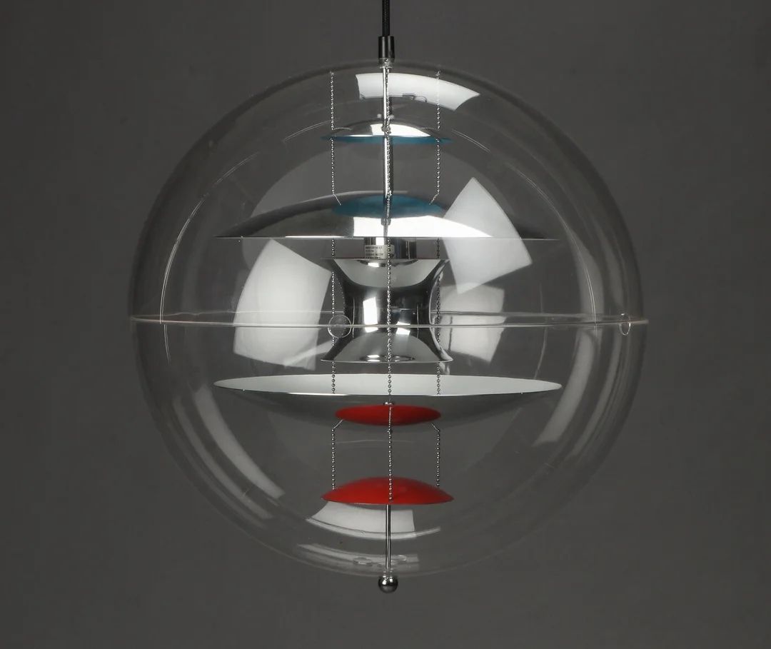 Verner Panton. VP-Globe pendel, Ø 50 cm — Lamps and lighting/Pendant lights — Lauritz