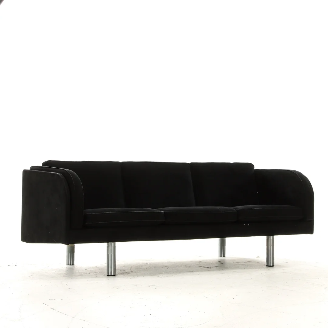 Jørgen Gammelgaard. Three-seater sofa, model EJ 20/3 — Furniture/Lounge suites, sofas — Lauritz