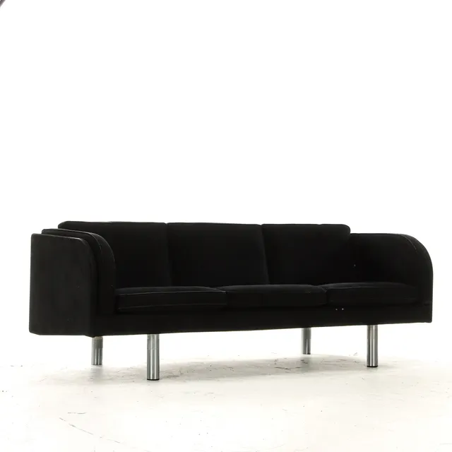 Jørgen Gammelgaard. Three-seater sofa, model EJ 20/3