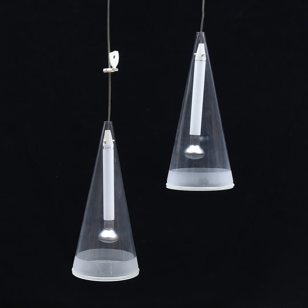 ACHILLE CASTIGLIONI. Taklampor, glas, 2 st, "Fucsia 1", för Flos, 2000-tal. — Ceiling lights — Auktionshuset Kolonn