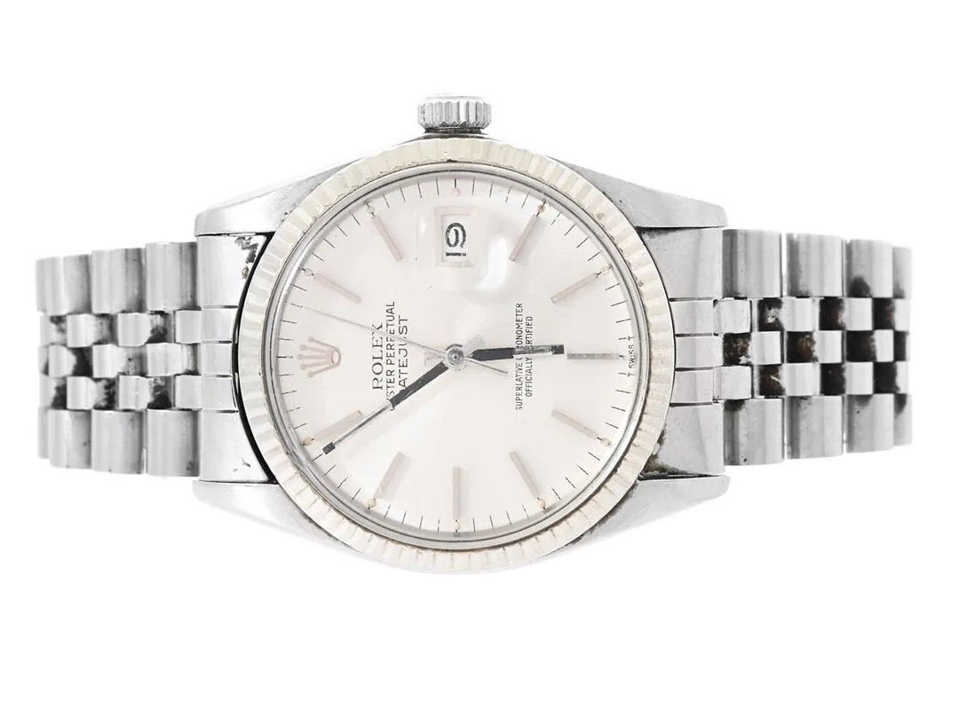 ROLEX, Oyster Perpetual, Datejust (T Swiss T), Chronometer, Ref nr. 16014, Serie nr. 6351072, Cal 3035, Verk nr. 0428597, Boett nr. 16000, herrur, 36 mm, stål/vitguld, automatisk, plexiglas, datum, utbytta/skadad visare (målade), skadad urtavla, defekt (akut servicebehov), Jubileelänk, viklås (skadat/lagat), Ref nr. 62510H-D/555, ca 1980. — Klockor/Rolex — Kaplans