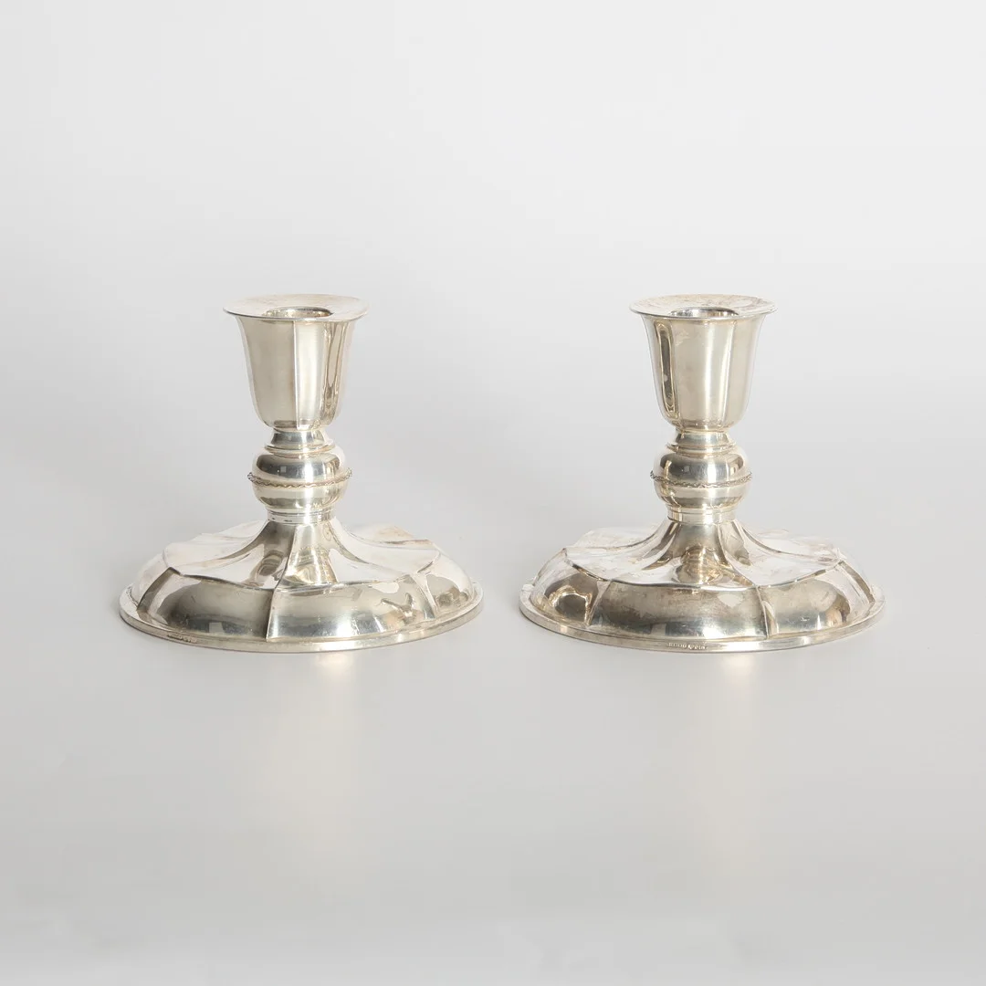 LJUSSTAKAR, 1 par, silver, Ceson, 1974. — Silver — Auktionsverket Engelholm