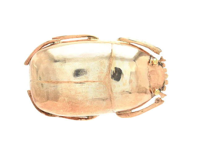 BROSCH, silver, skallbagge, Osmond Konst & Smide, Stockholm 1994, 25x40 mm, vikt 11,1 g. (d)