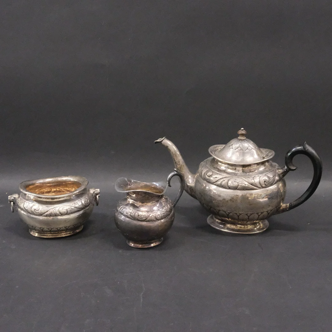 TESERVIS, SILVER, TRE DELAR. — Silver — Björnssons Auktionskammare