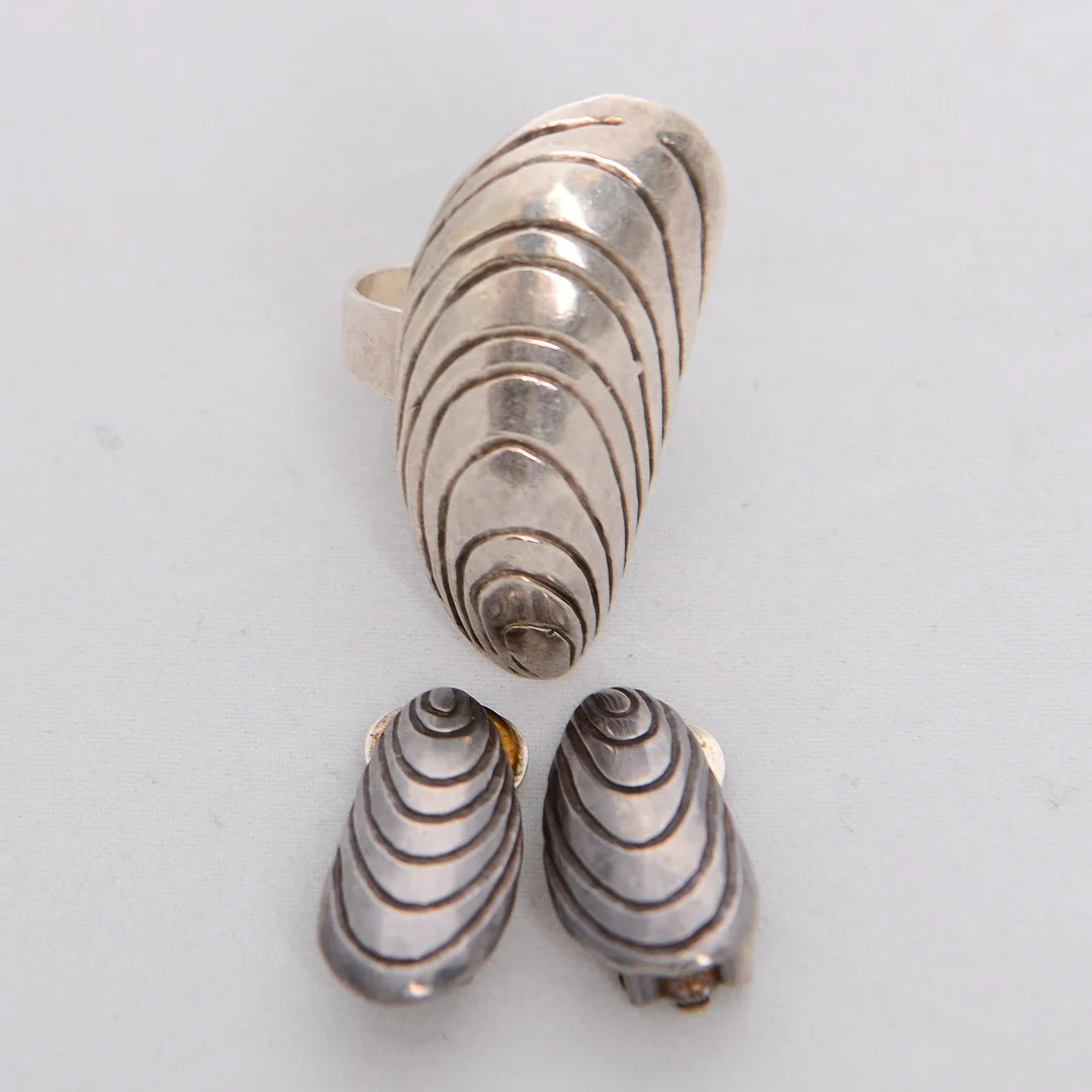 OWE JOHANSSON. Smyckesset, 3 delar, sterlingssilver, Simrishamn. — Jewellery — Formstad Auktioner