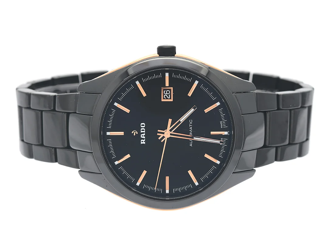 RADO, Hyperchrome, Cal ETA 2892A2, Serie nr. 14008188, PIC nr. R32291152, Ref nr. 01.629.0291.3.015, herrur, 42 mm, high-tech ceramic/stål, automatisk, safirglas, datum, glasbaksida, integrerad originallänk, viklås (titan), Ref nr. 04935, cert, april 2017, box, ytterkartong. — Klockor/Rado — Kaplans