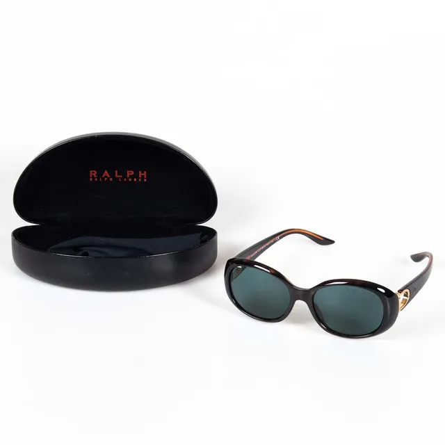 RALPH LAUREN. Solglasögon RL8074. Med fodral. Made in Italy.