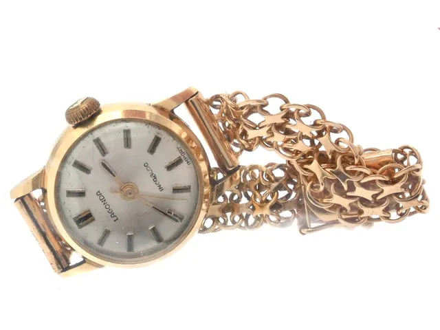 Lagonda armbandsur 18K brv 17,6g incabloc manuell Ø18mm repigt plastglas med X-länksarmband 14,5cm