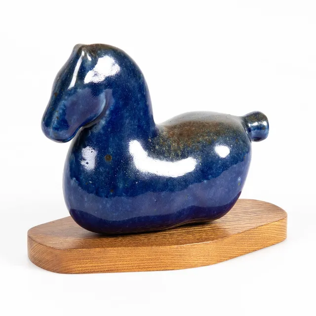 ULLA KRAITZ. Skulptur, häst, Fogdarp.