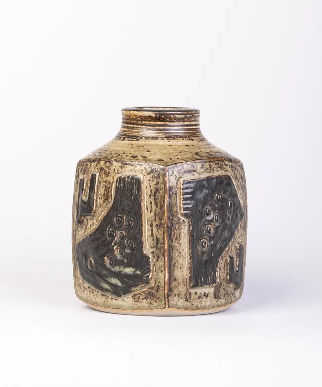 JØRGEN MOGENSEN (1922-2004). JØRGEN MOGENSEN (DANISH, 1922-2004), BRUTALIST STONEWARE VASE, FOR ROYAL COPENHAGEN, 21926.