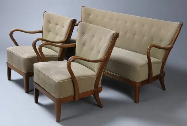 Søren Hansen. Sofa med tilhørende lænestole (3)