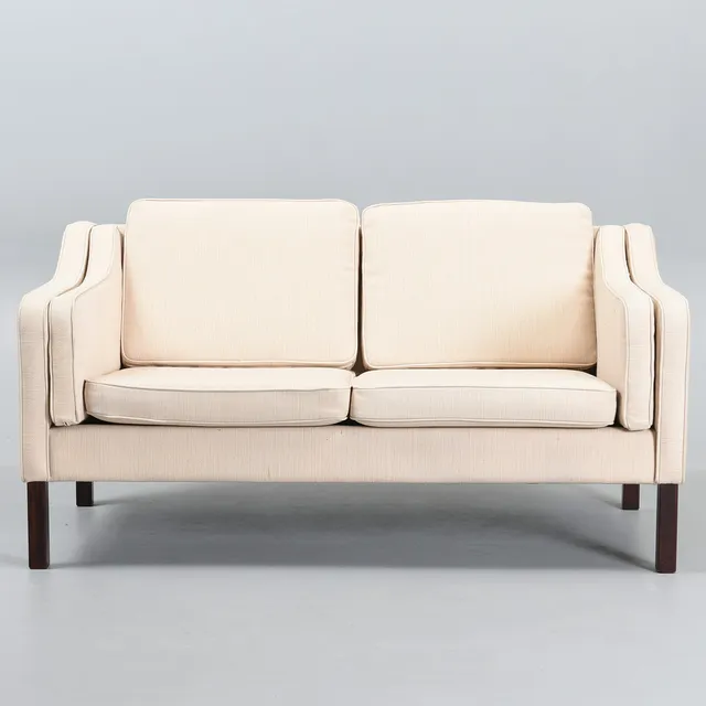 MOGENS HANSEN. To personer sofa i lys uld, Danmark, 1980'erne.