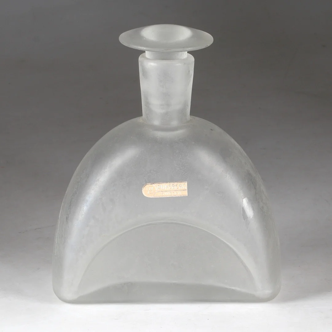 HARALD NOTINI. Karaff, frostat glas, Art Deco, Pukeberg för Böhlmarks. 1930-tal. — Utility glass — Stadsauktion Sundsvall