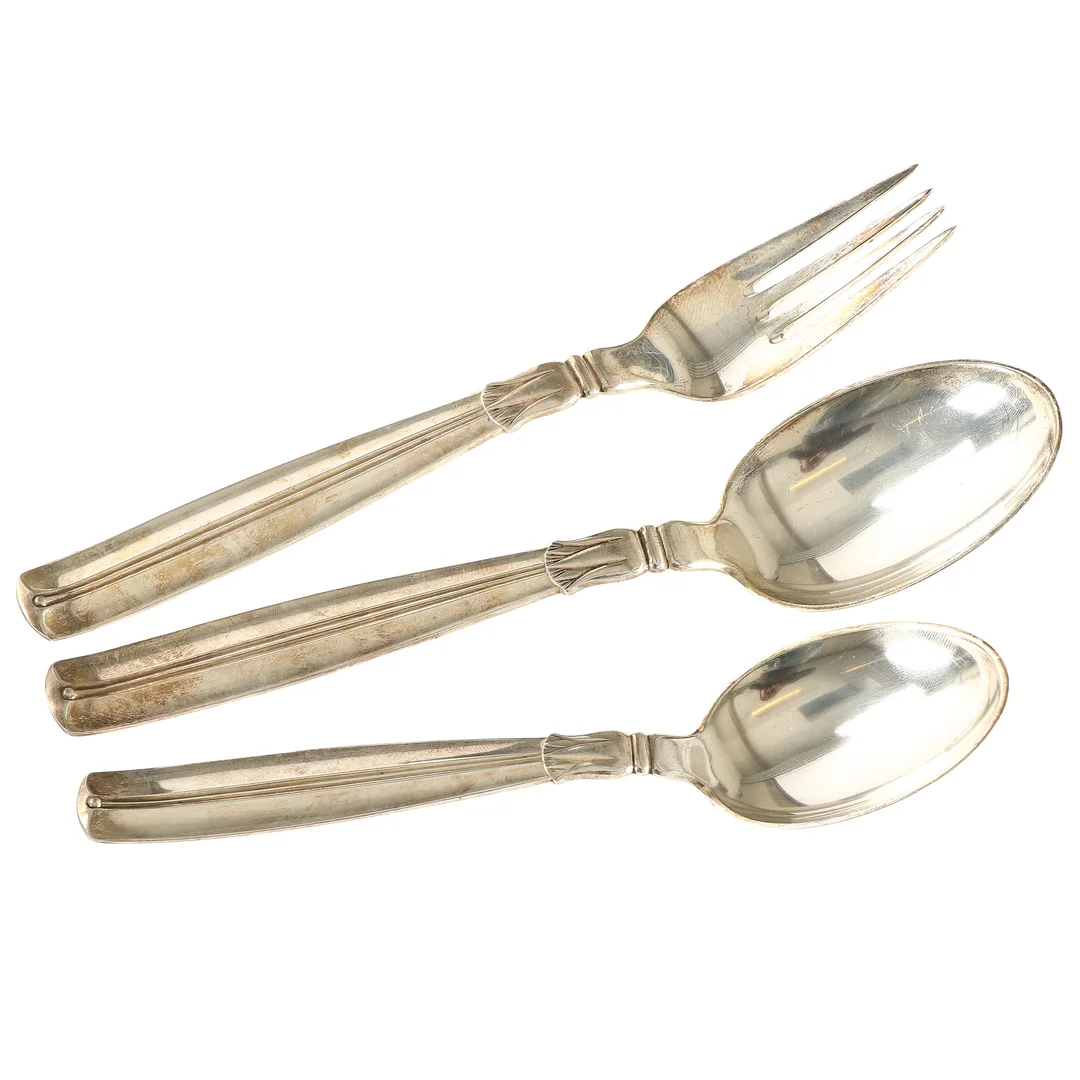 Horsens Silverware Factory. Lotus. Various silver cutlery (Tretårnet). (3) — Silver, bronze, copper and pewter/Silver flatware — Lauritz