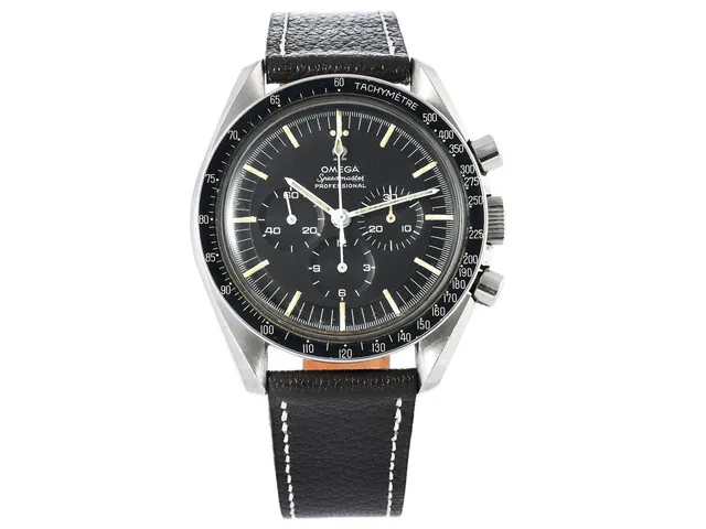 OMEGA, Speedmaster, Professional (T Swiss Made T), "Tachymètre", Cal 321, Serie nr. 26072391, Ref nr. ST 145.012, Boett nr. 145.012-67 SP (HF), kronograf, herrur, 42 mm, stål, manuell, plexiglas, defekt (fjäder av, behov av service), relumade/skadade visare, saknar innerlock, läderband, "Extract from the Archives", tillverkad 25/4 1968, levererad till Sverige.
