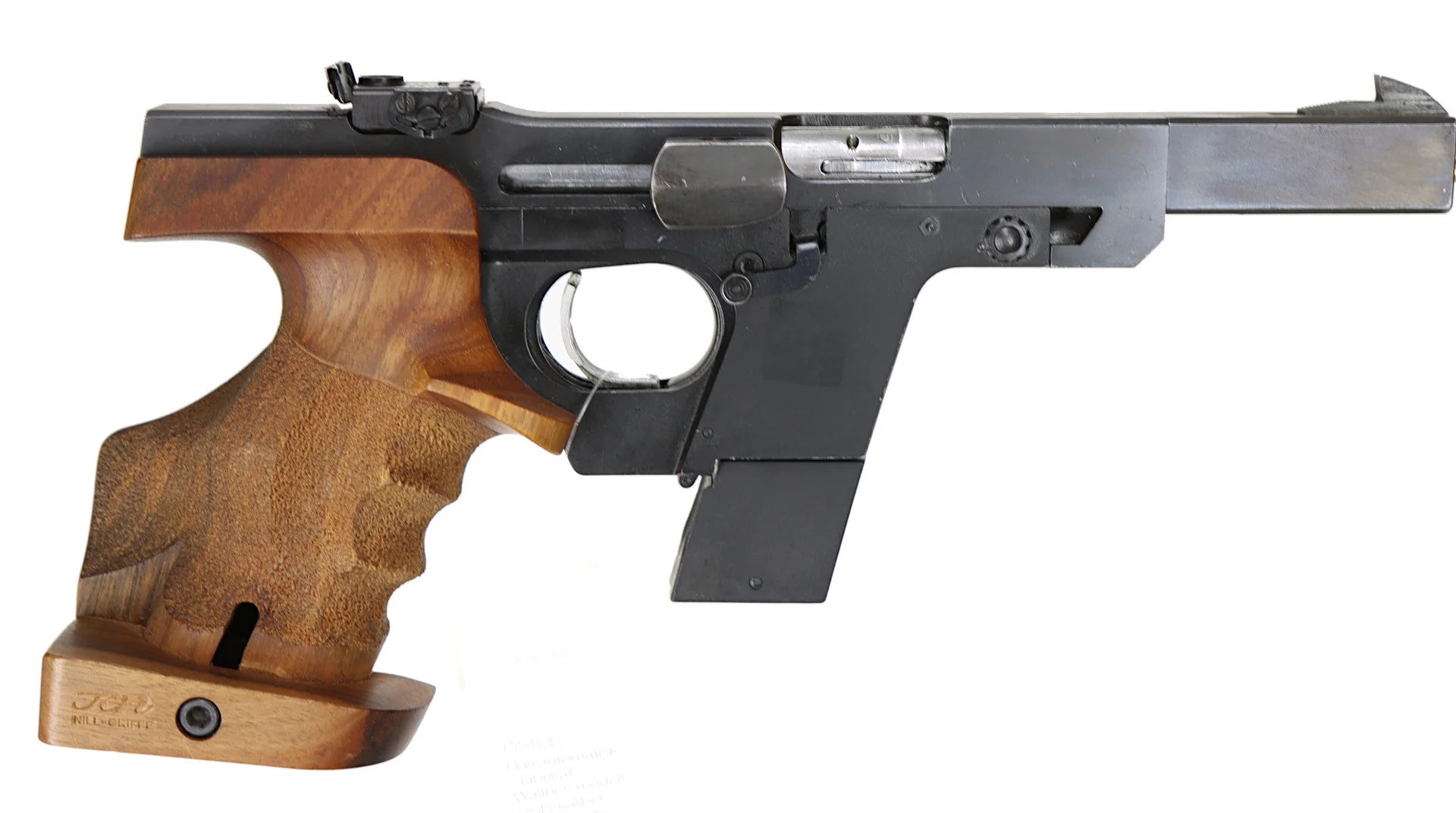67. PISTOL, Halvautomatisk, fabrikat Walther, modell GSP, kaliber .32 S&W WC, tillv.nr 103121, se-nr SE2182296. — Pistols — Walter Borg