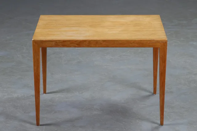 Haslev Møbelfabrik. Sofabord af teak