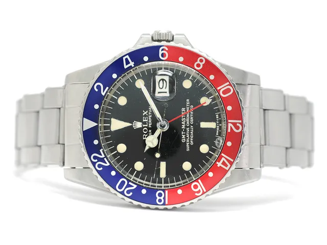 ROLEX, Oyster Perpetual, GMT-Master (Swiss-T<25), Chronometer, Ref nr. 1675, Serie nr. 1389438, Cal 1570, Verk nr. 46055, Boett nr. 1675, herrur, 39 mm, stål, automatisk, plexiglas, datum, skadad urtavla (8/10), Oysterlänk (folded, flushfit), viklås, Ref nr. 7206-1.67/80, tillverkad första kvartalet 1966, chronometercertifikat, cert, januari 1968, box, ytterkartong.