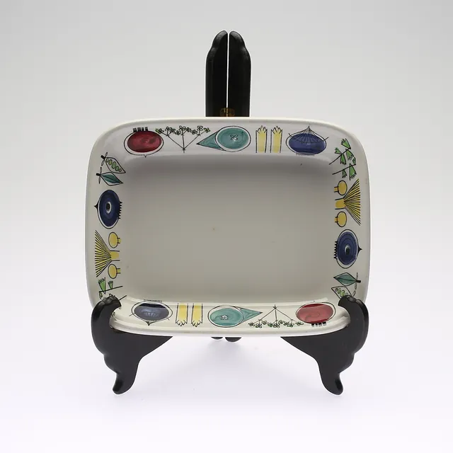 UNGSFORM, porslin, "Picknick", Marianne Westman, Rörstrand.