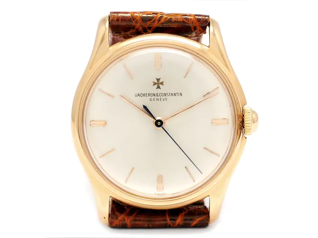 VACHERON & CONSTANTIN, Genève, herrur, 32 mm, Cal V 466, Serie nr. 458845, Boett nr. 300589, 18K rosa guld, manuell, plexiglas, skadad urtavla (8/10), innerboett, läderband, ca 1943.