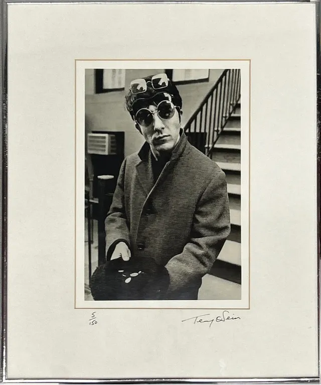 DUSTIN HOFFMAN BY TERRY O' NEILL.