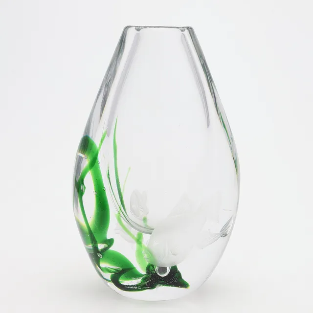 VICKE LINDSTRAND. "MYKENE", VAS, GLAS, KOSTA.