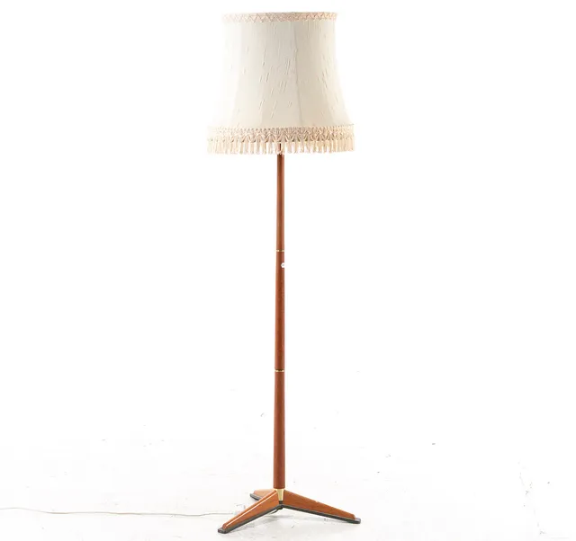 GOLVLAMPA, s.k "Raketlampa", teak, 1950/60-tal.