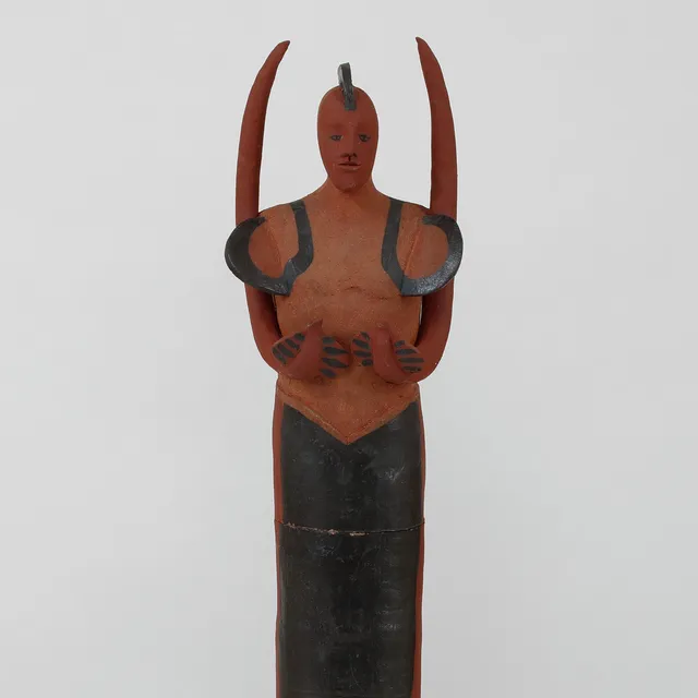 HERMAN FOGELIN. Skulptur, figur med ormar, stengods, signerad.