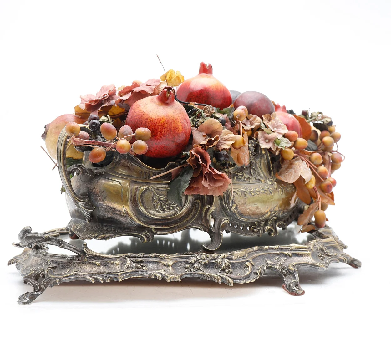 Napoleon III centrepiece and "surtout" in silvery metal, last quarter of the 19th Century. — Other metals — Balclis