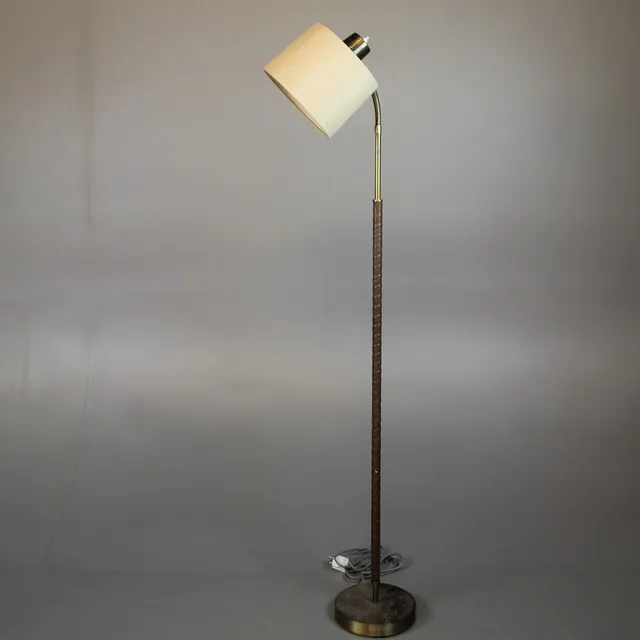 GOLVLAMPA, metall 1900-talets mitt.