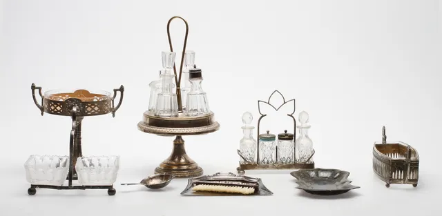 METALLFÖREMÅL, 1800-1900-tal.