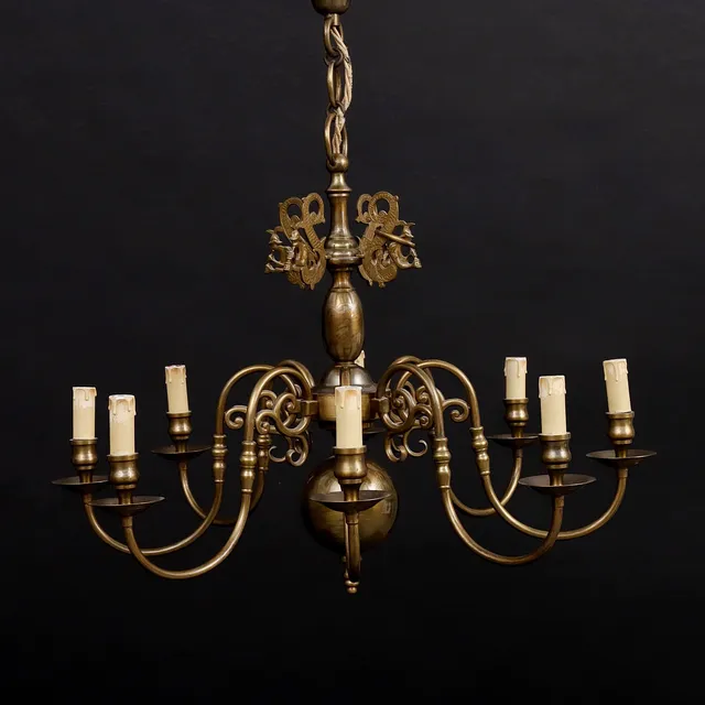 MALMKRONA, 8-armad, barockstil, 1900-talets första hälft.