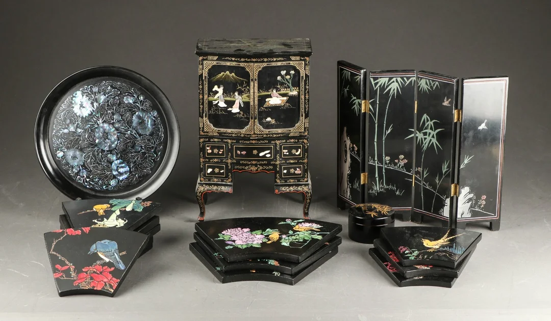 Samling kinesiske lakarbejder, 1900-tallet (5) — Hobby and collectibles/Asian art — Lauritz