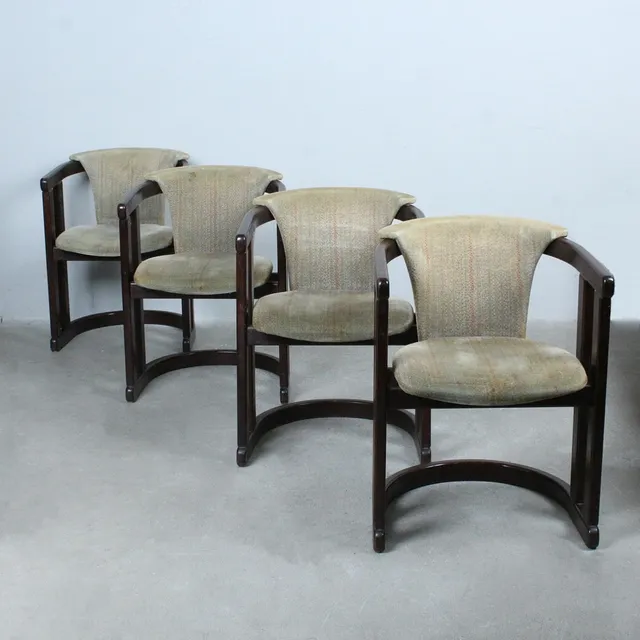 Set von 4 Esszimmerstühle im Stil von Casala der 1970er.