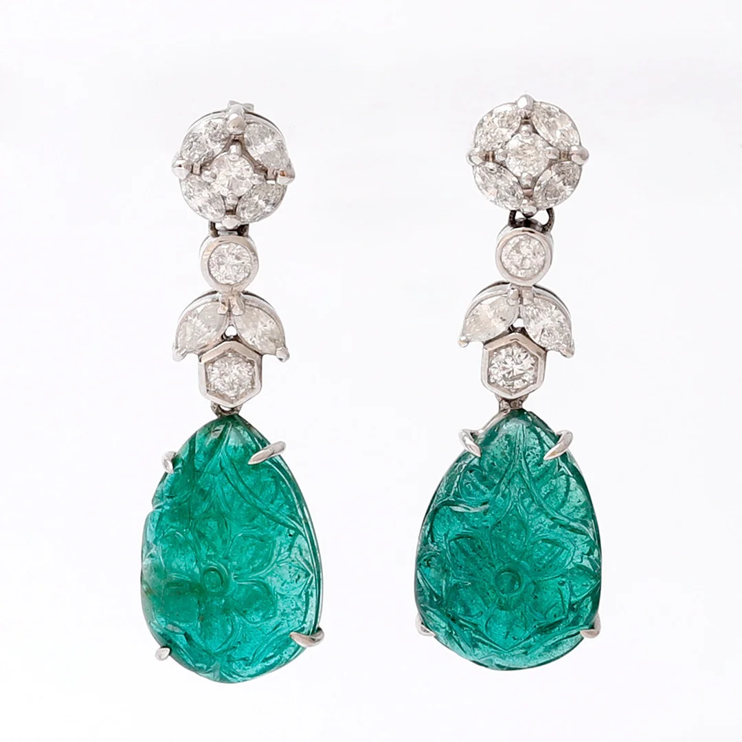 Long emerald and diamond earrings. — Earrings — Balclis