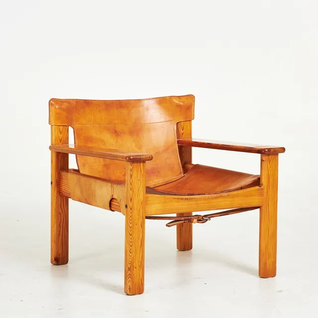 KARIN MOBRING. "Natura", fåtölj, IKEA, 1970-tal, stomme i furu, sits i naturfärgat läder.