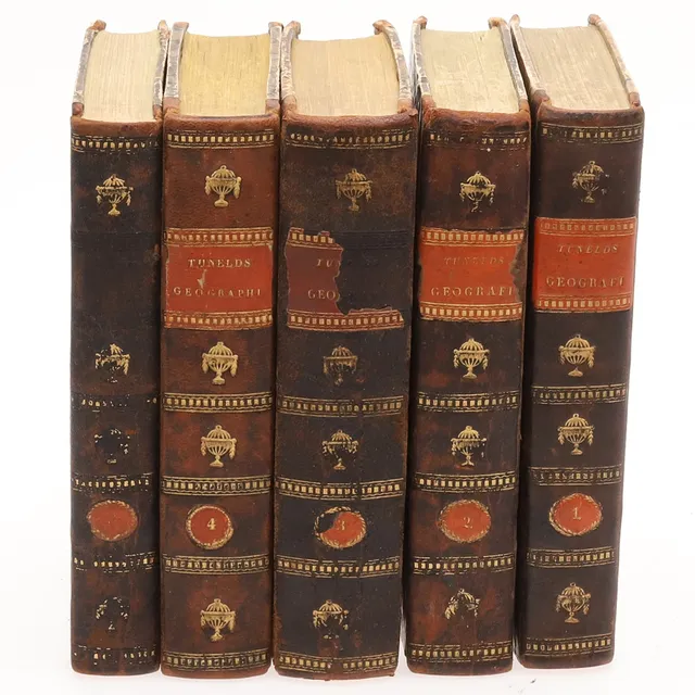ERIC TUNELDS GEOGRAFI Övfer Konungariket Sverige, åttonde upplagan, 5 volymer, 1827-1832.