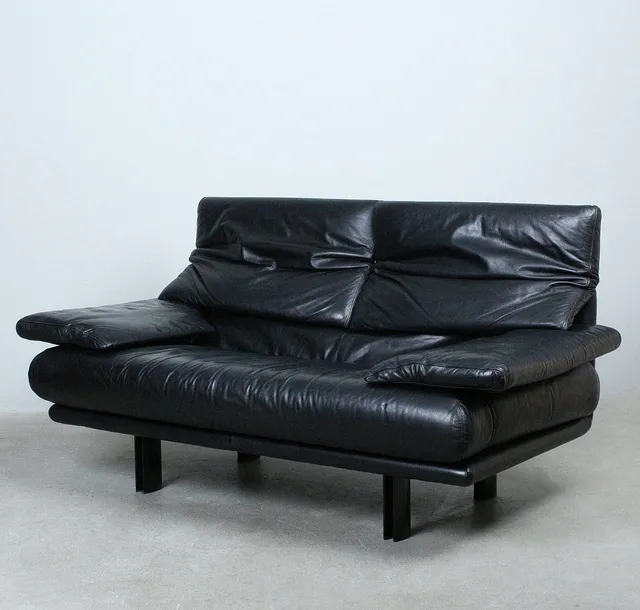 PAOLO PIVA. B&B Italia. Sofa / Zweisitzer, Modell 'Alanda', Leder, Italien, 1980er Jahre.