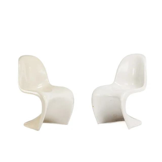 Verner Panton. Two 'Panton chairs' (2)