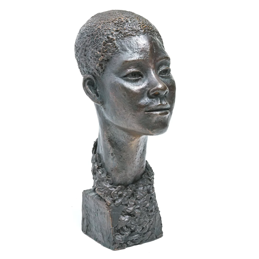 Amundsen, Lise — Afrikansk kvinne, 1998 — Kunst/Skulptur — Blomqvist