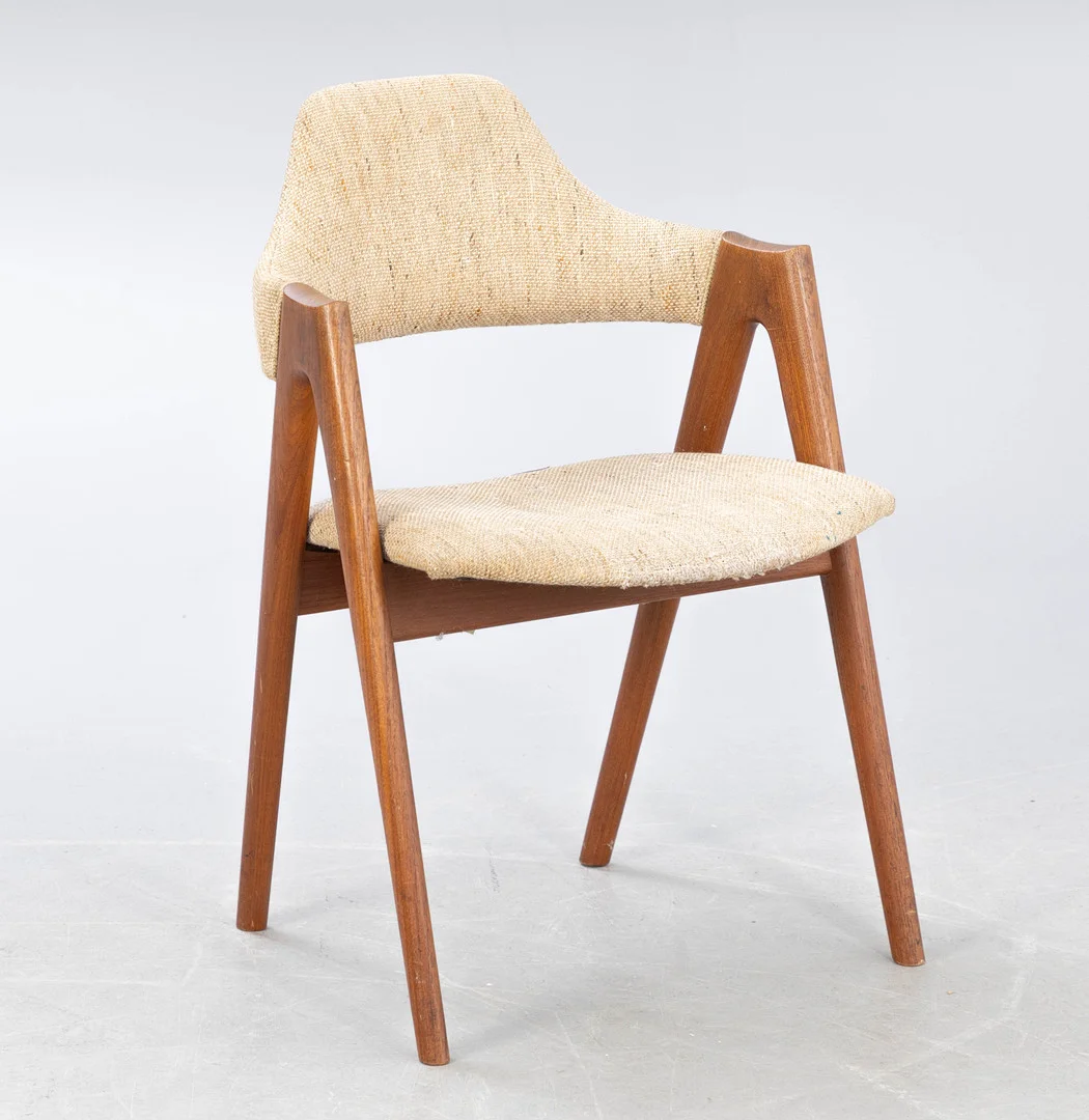 KAI KRISTIANSEN. Armlehnstuhl 'Compass', Dänemark. — Armchairs & Chairs — Stockholms Auktionsverk Hamburg